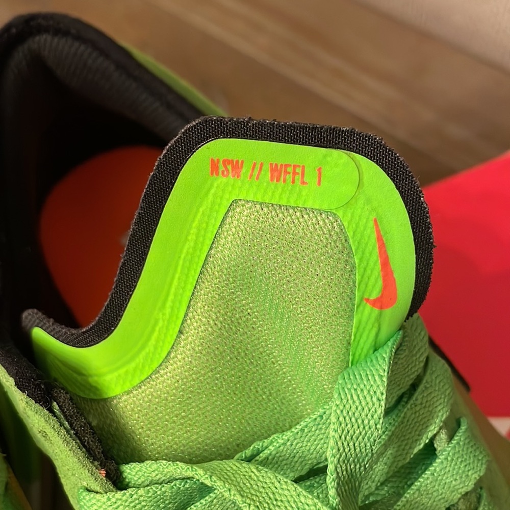 Nike Waffle One(GS) - Picture 7 of 12